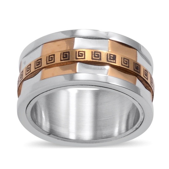 Jewelry - ION Plated YG  Stainless Steel Spinner Ring Size 8